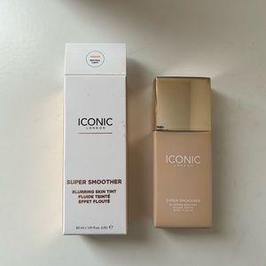 Iconic London Super Smoother Blurring Skin Tint in Neutral Light